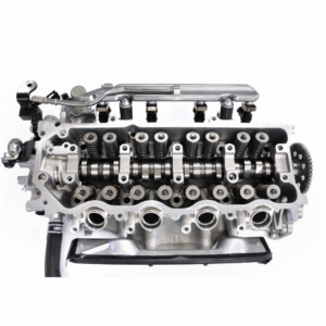 Suuri auton moottori on osittain paljastettu